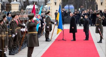 Люди впервые услышали от президента: «Слава Україні!»