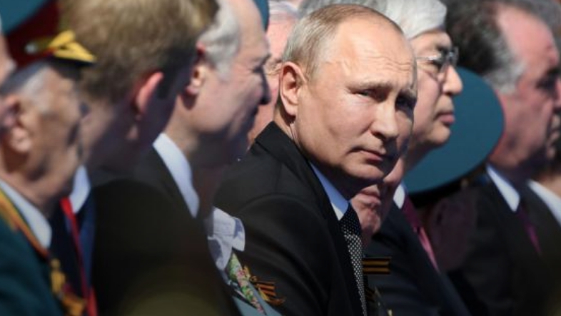 Парад Победы: В Сети показали, как Кремль деградировал