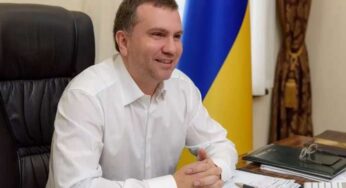 ЯК ЗЕ РЯТУЄ СУДДЮ ВОВКА