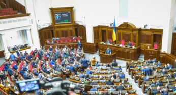 Рада сьогодні збереться на позачергове засідання для введення надзвичайного стану