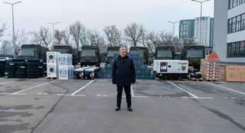 Знову вирушаємо на Схід: Порошенко везе великий вантаж у бригади ЗСУ