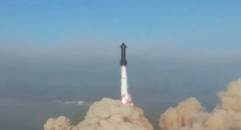 Найбільша у світі ракета-носій SpaceX вибухнула незабаром після запуску ВІДЕО