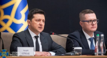 У лісі здохло щось нечуване