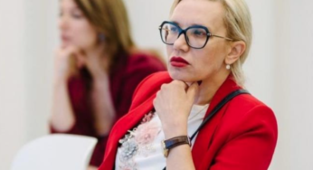 «Слуга народу» Хотенко позичила 3 млн грн у 12-річного сина та отримала дві квартири в подарунок від матері — громадянки РФ